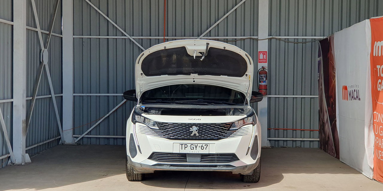 PEUGEOT 3008 - Imagen 13