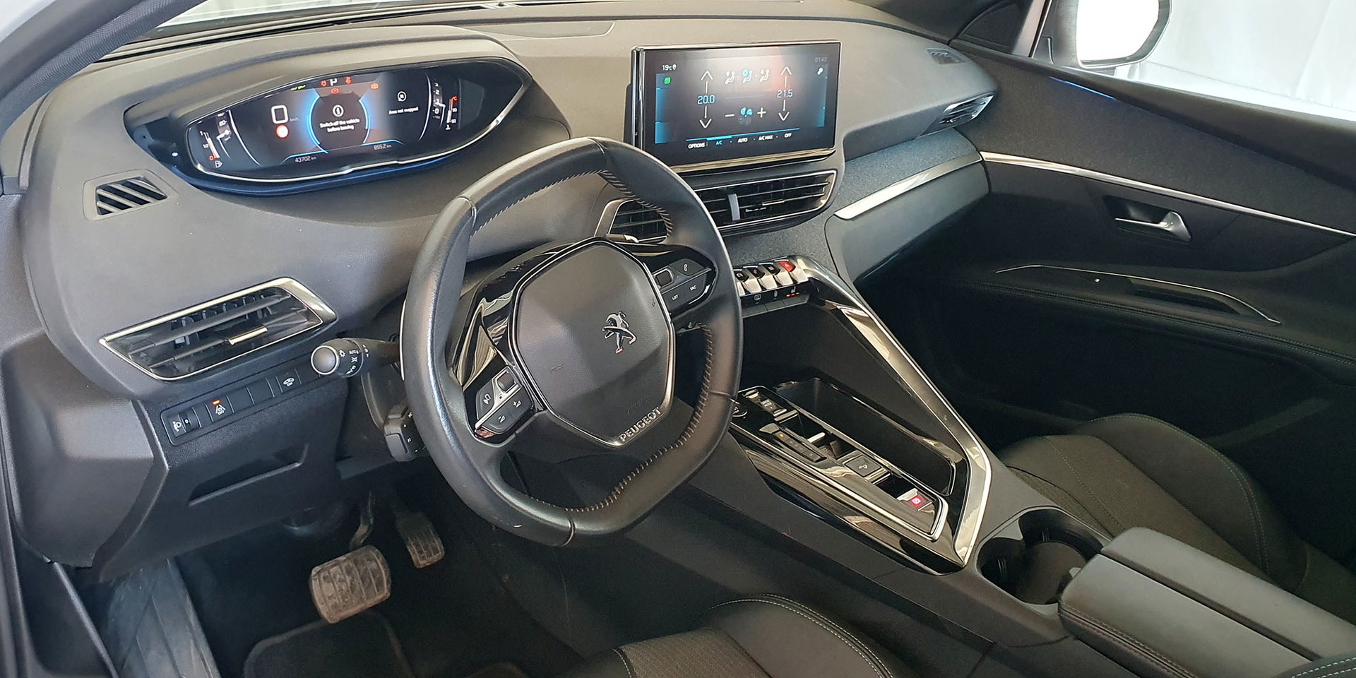 Peugeot 3008 — foto 35 de 40