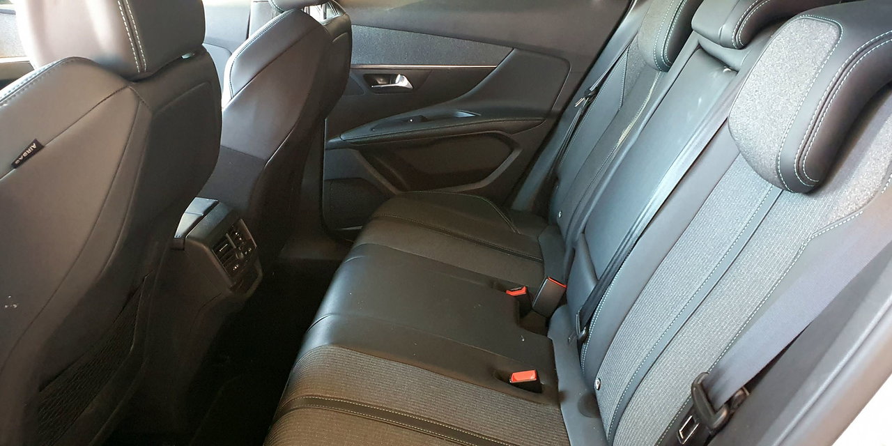 PEUGEOT 3008 - Imagen 24