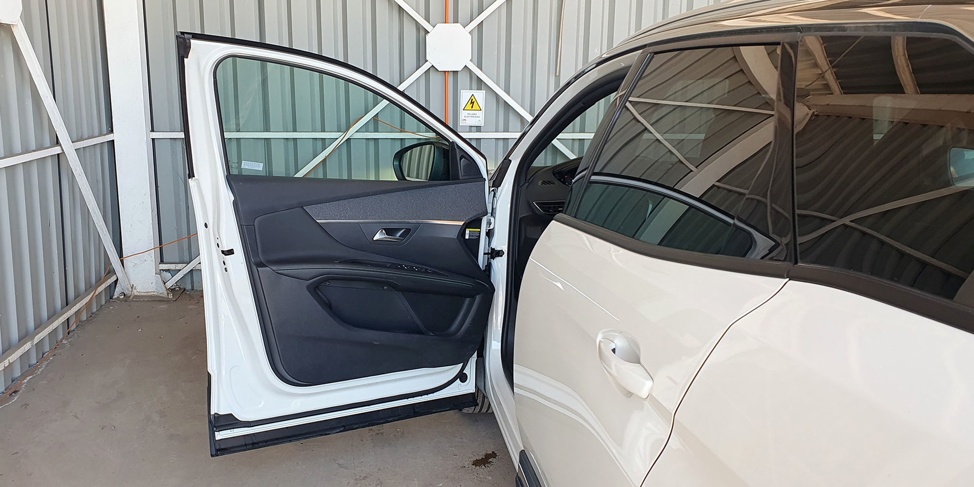 PEUGEOT 3008 - Imagen 25