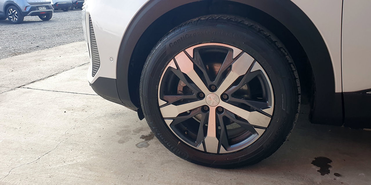 PEUGEOT 3008 - Imagen 16