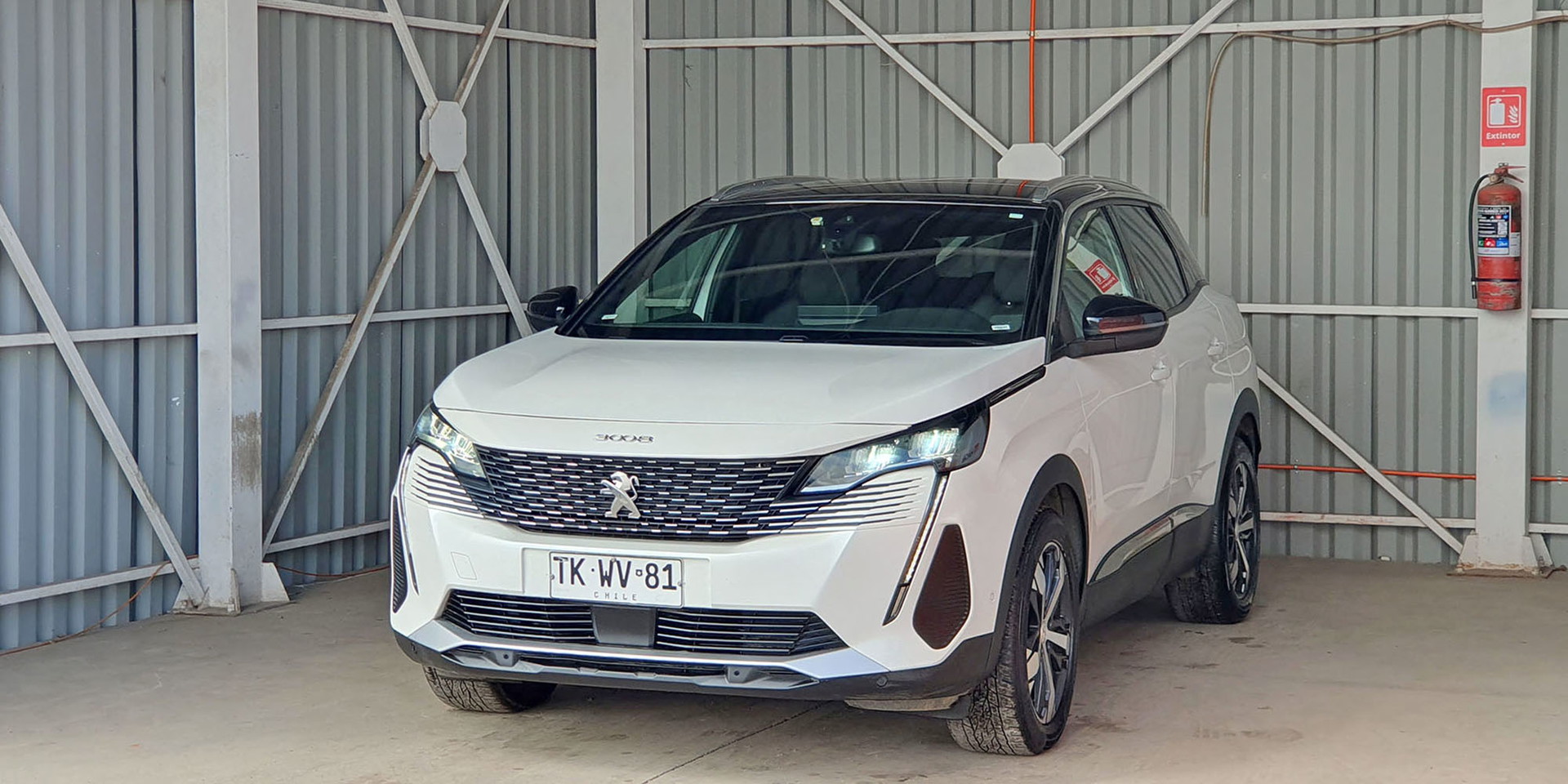 PEUGEOT 3008 - Imagen 1