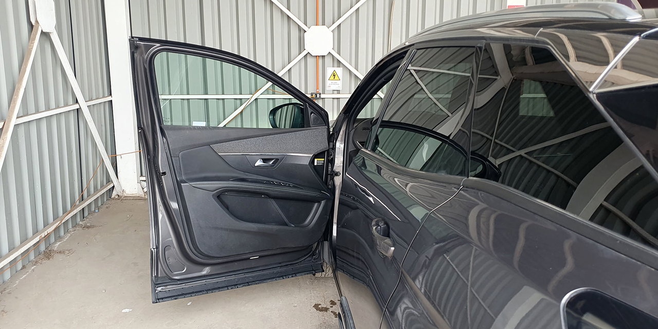 PEUGEOT 3008 - Imagen 25