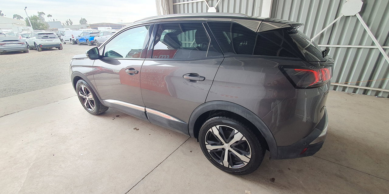 PEUGEOT 3008 - Imagen 8
