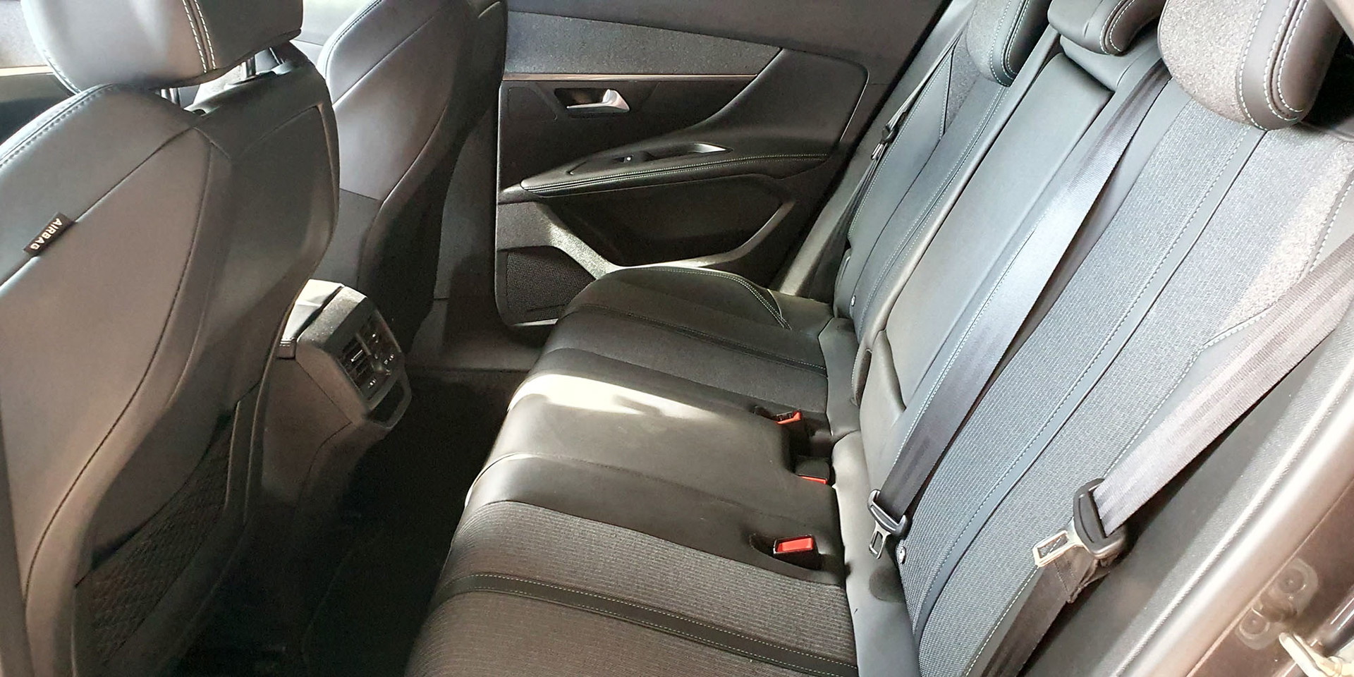 PEUGEOT 3008 - Imagen 23