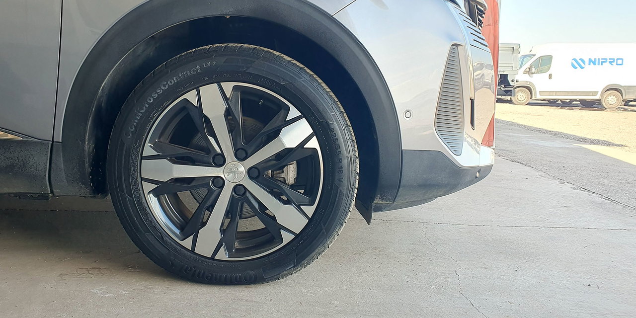 PEUGEOT 3008 - Imagen 15
