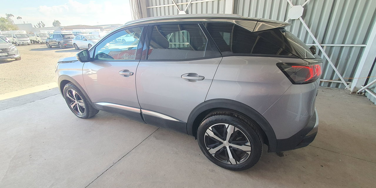 PEUGEOT 3008 - Imagen 8