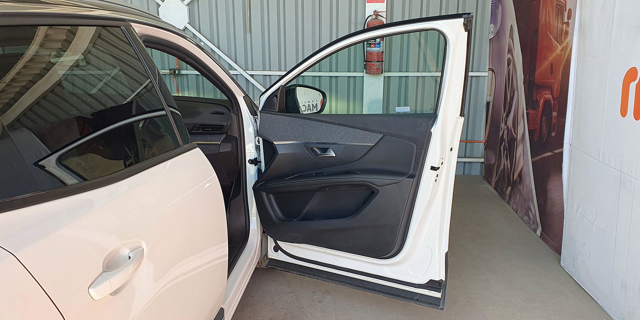 PEUGEOT 3008 - Imagen 26
