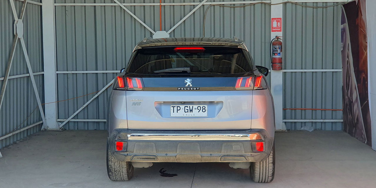 PEUGEOT 3008 - Imagen 10