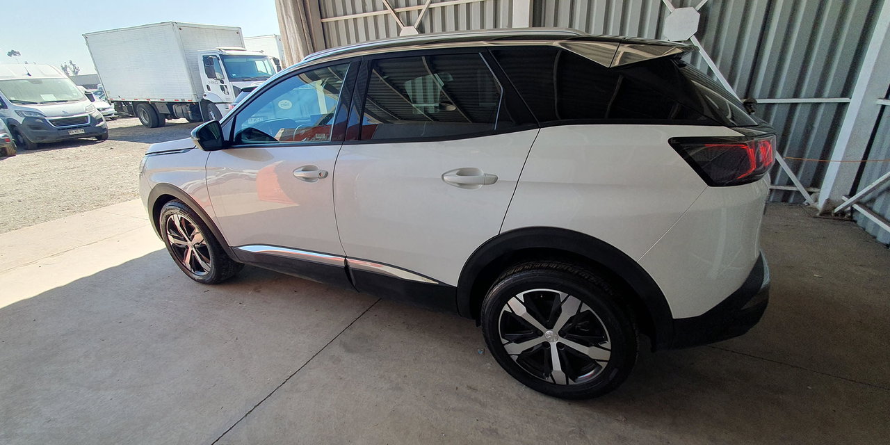 PEUGEOT 3008 - Imagen 8