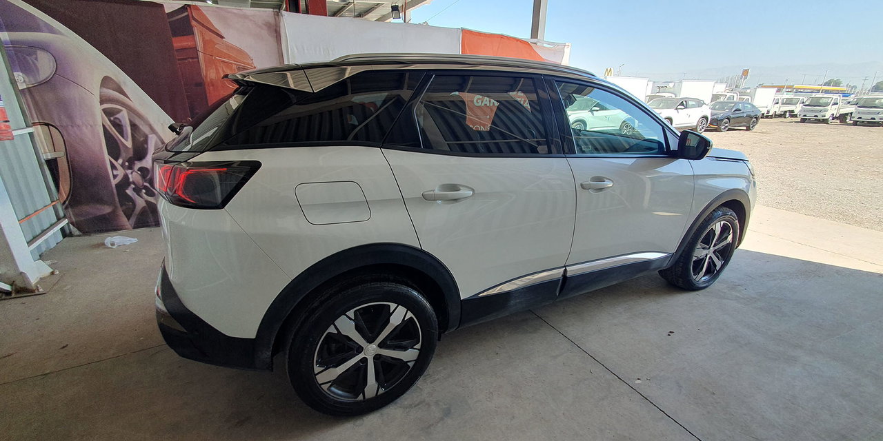 PEUGEOT 3008 - Imagen 9