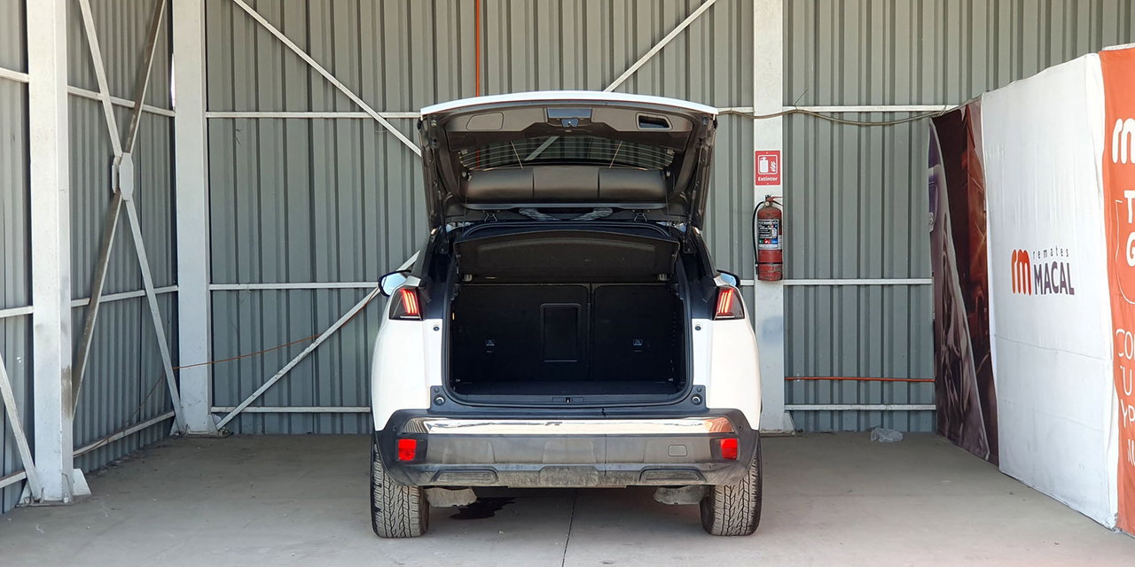 PEUGEOT 3008 - Imagen 11