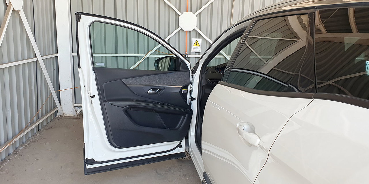 PEUGEOT 3008 - Imagen 25