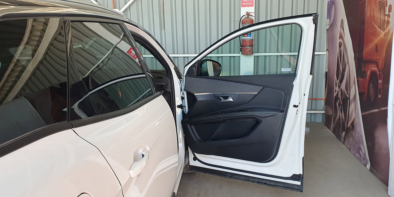 PEUGEOT 3008 - Imagen 26