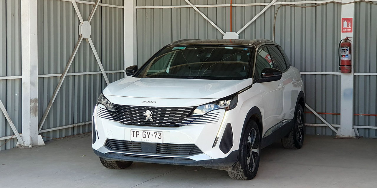PEUGEOT 3008 - Imagen 1