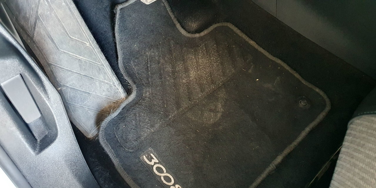 PEUGEOT 3008 - Imagen 27