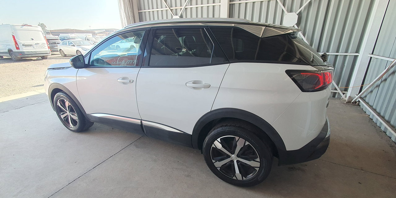 PEUGEOT 3008 - Imagen 8