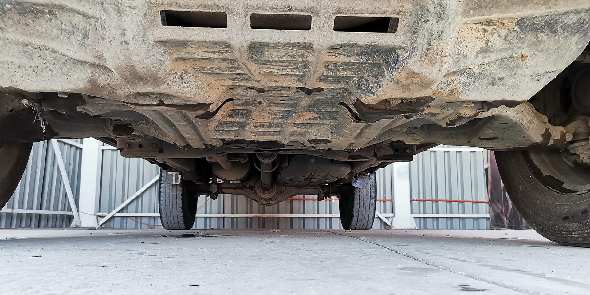 TOYOTA HILUX - Imagen 18