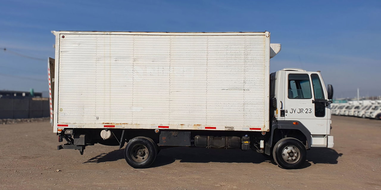 FORD CARGO + BATERÍA NUEVA - Imagen 7