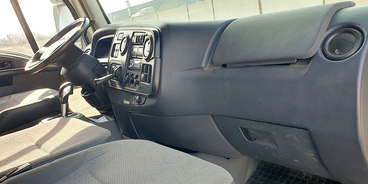 FORD CARGO + 2 BATERÍAS NUEVAS - Imagen 16