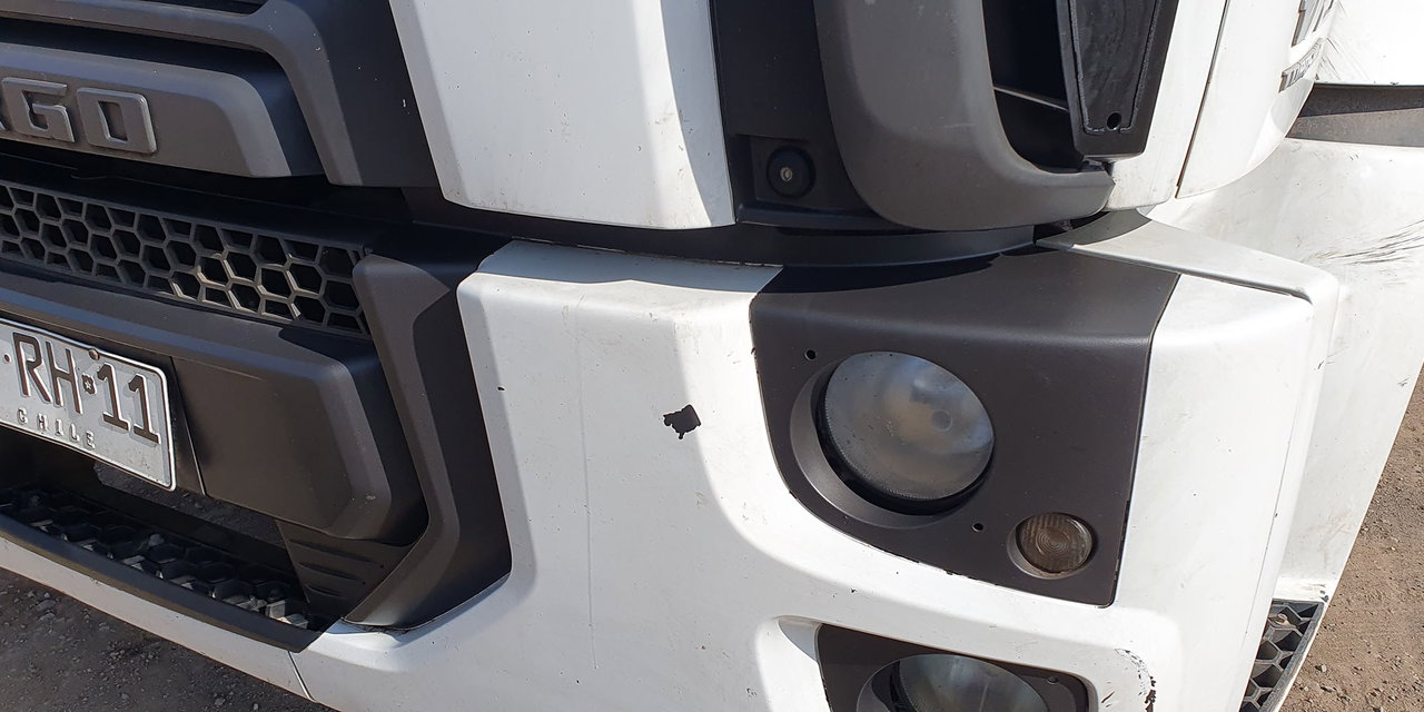 FORD CARGO + 2 BATERÍAS NUEVAS - Imagen 45