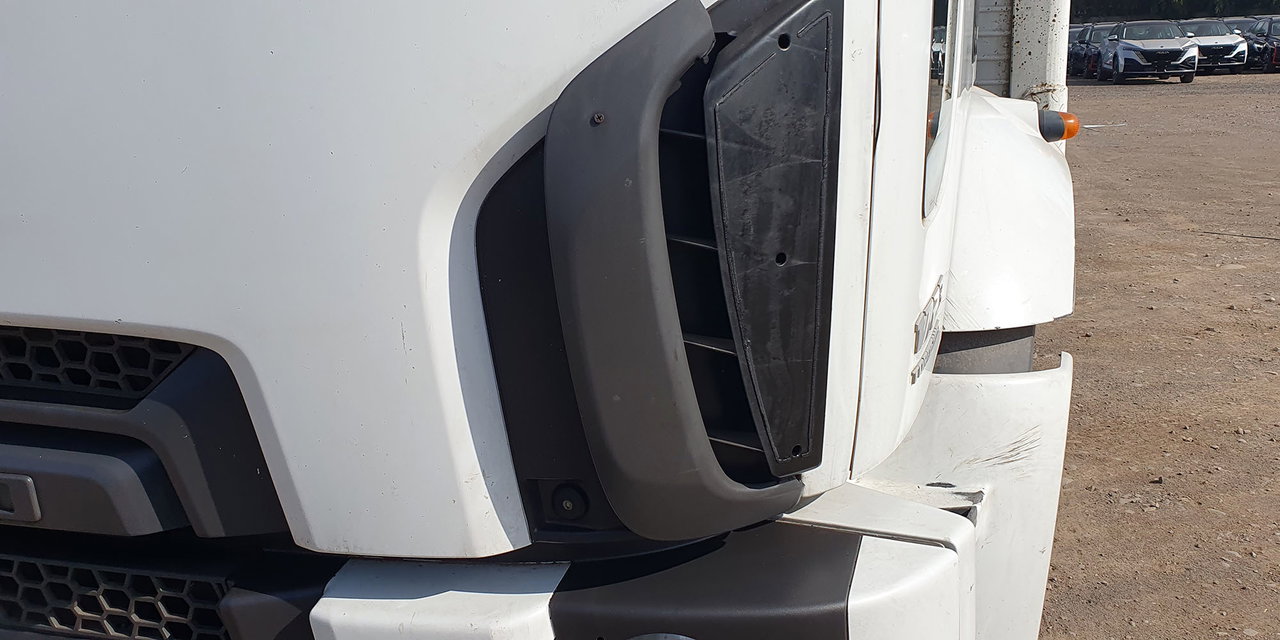 FORD CARGO + 2 BATERÍAS NUEVAS - Imagen 46