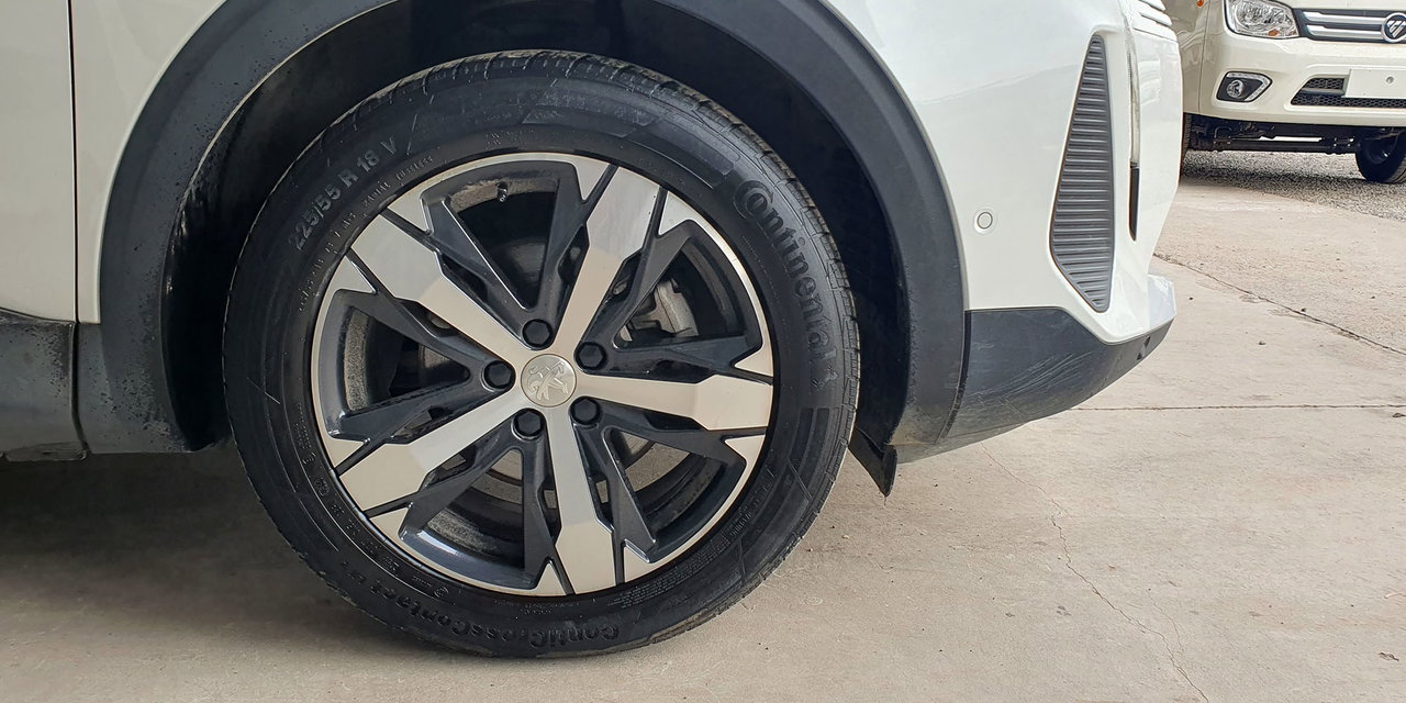 PEUGEOT 3008 - Imagen 15