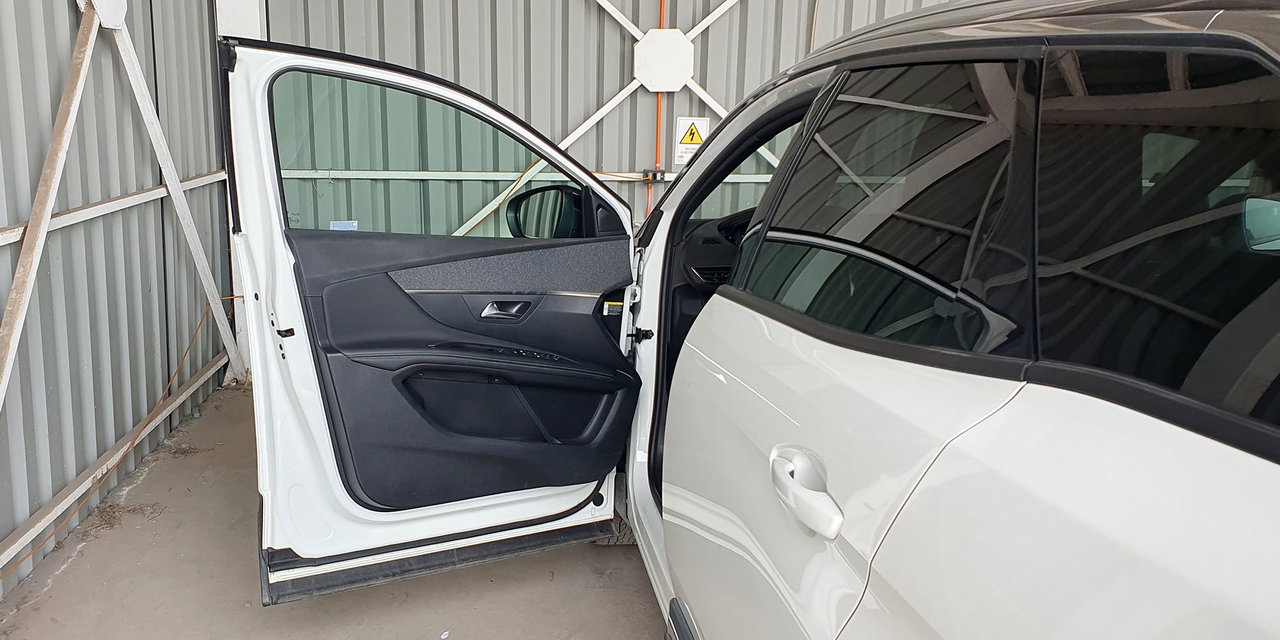 PEUGEOT 3008 - Imagen 25