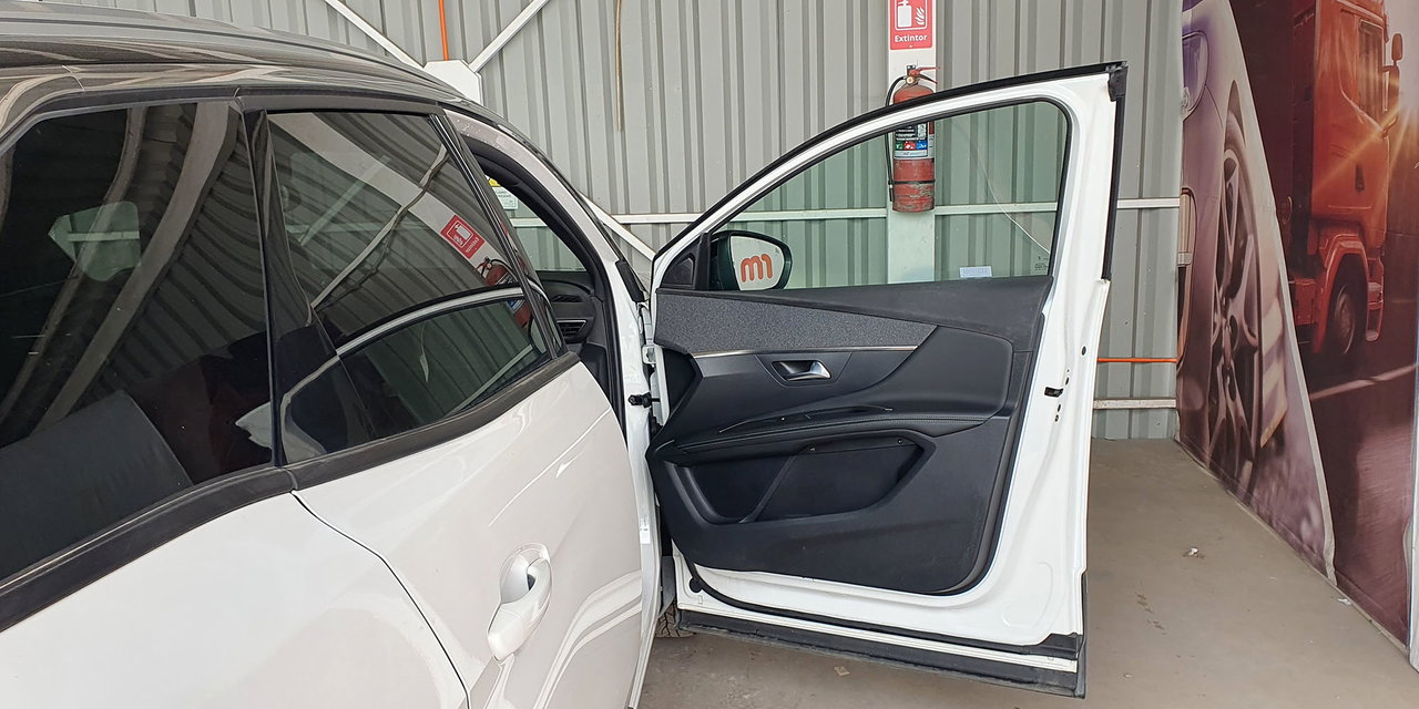PEUGEOT 3008 - Imagen 26
