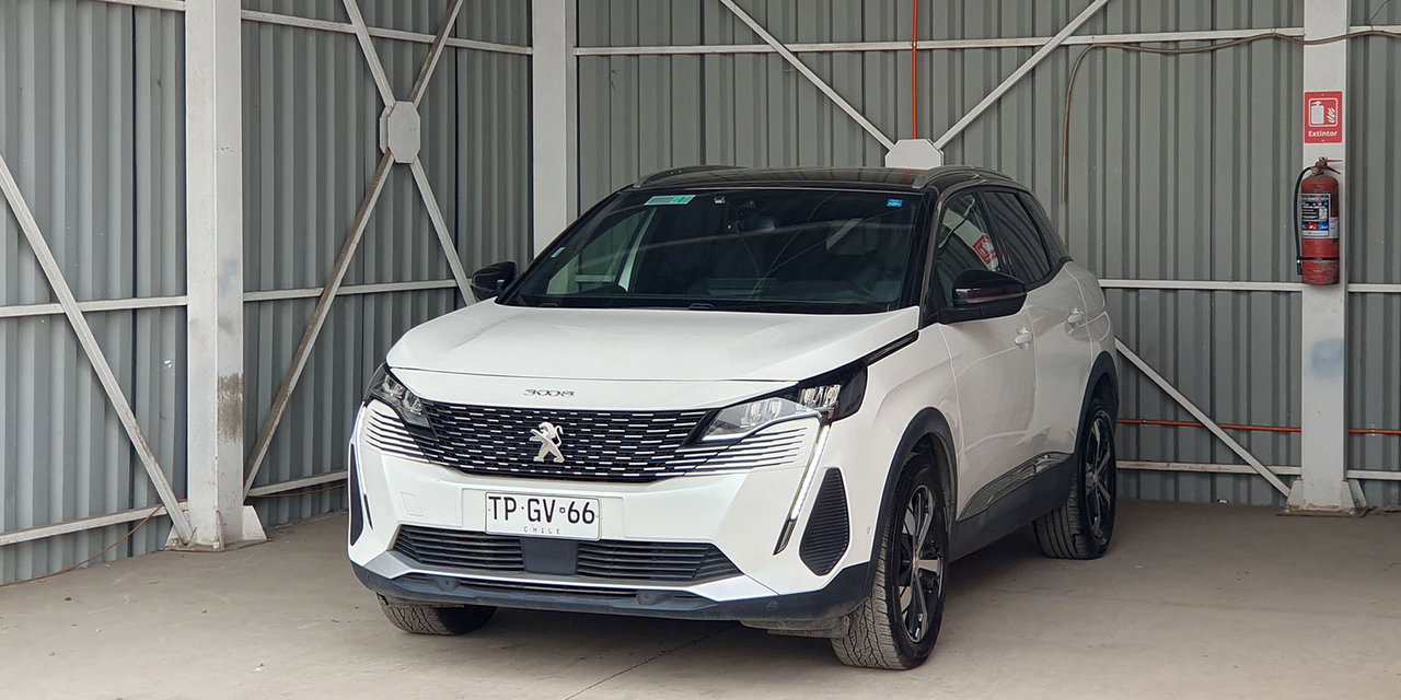 PEUGEOT 3008 - Imagen 1