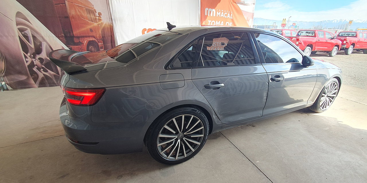 AUDI A4 - Imagen 9