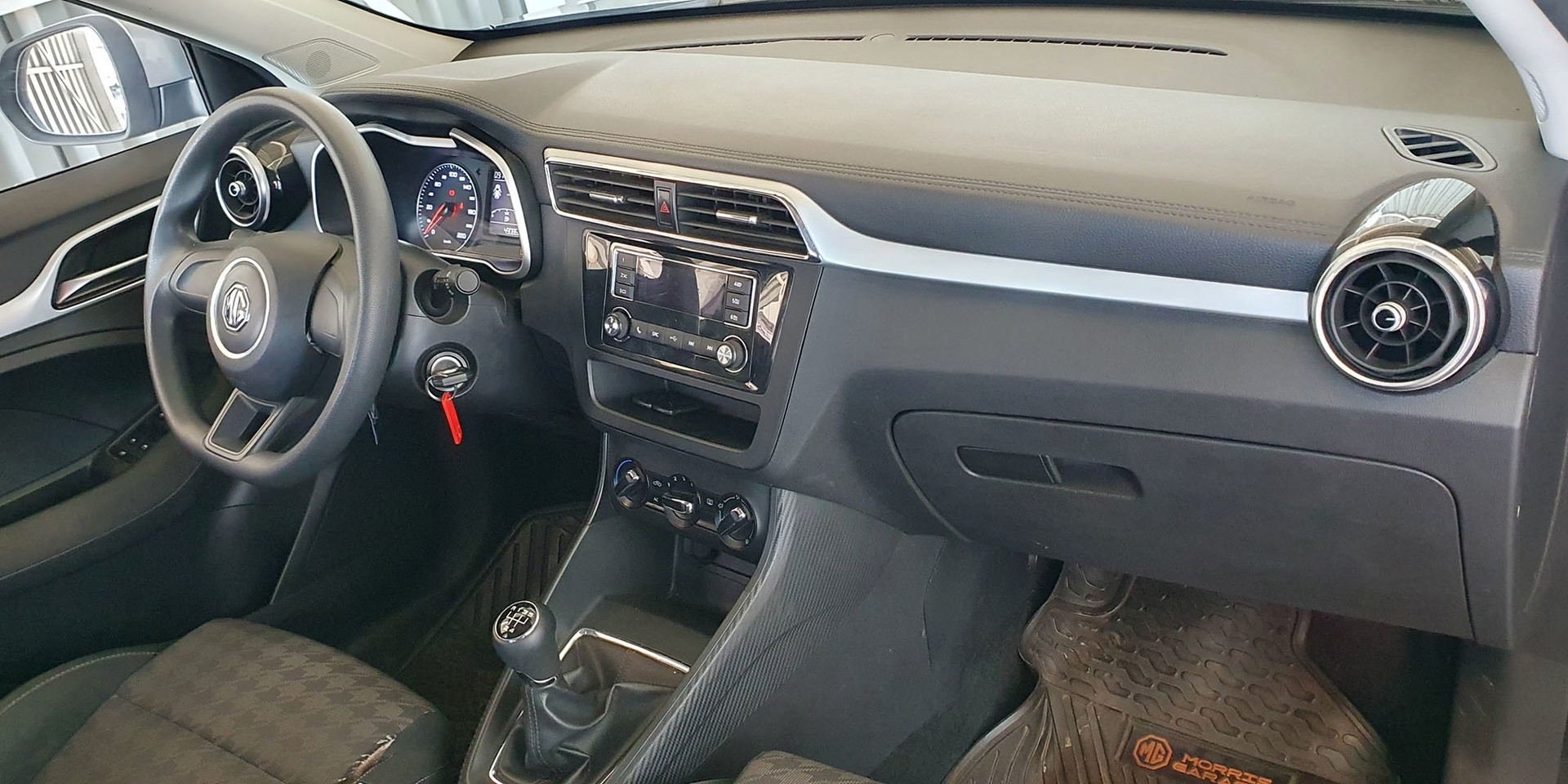 MG ZS - Imagen 18