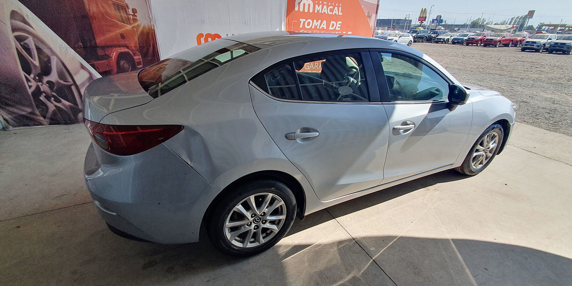 MAZDA NEW 3 - Imagen 9