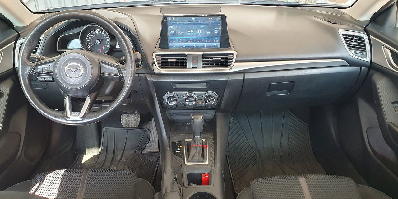 MAZDA NEW 3 - Imagen 6