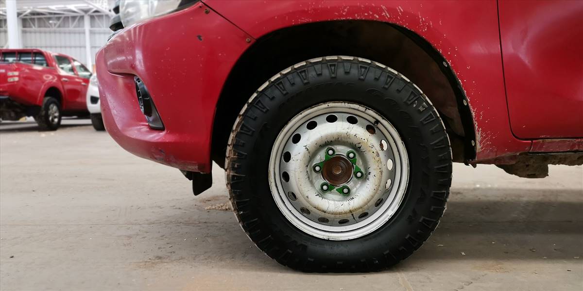 TOYOTA HI LUX D CAB 2.4 - Imagen 28