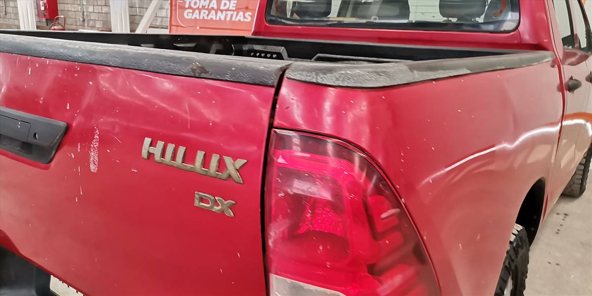 TOYOTA HI LUX D CAB 2.4 - Imagen 72
