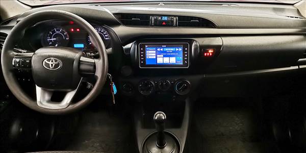 TOYOTA HILUX PICKUP 4P 4X4 2.4 - Imagen 14
