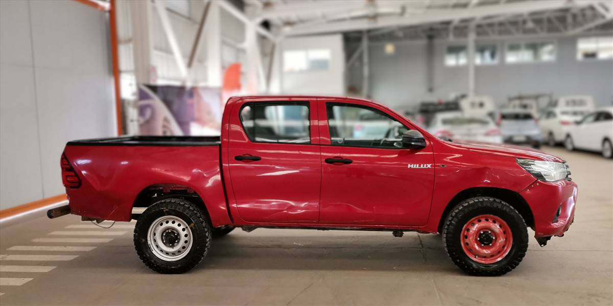 TOYOTA HILUX PICKUP 4P 4X4 2.4 - Imagen 17