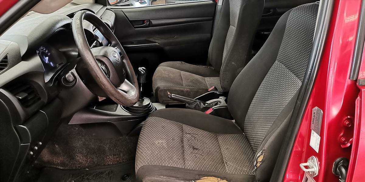 TOYOTA HILUX PICKUP 4P 4X4 2.4 - Imagen 51
