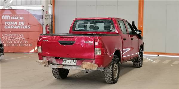 TOYOTA HILUX PICKUP 4P 4X4 2.4 - Imagen 12