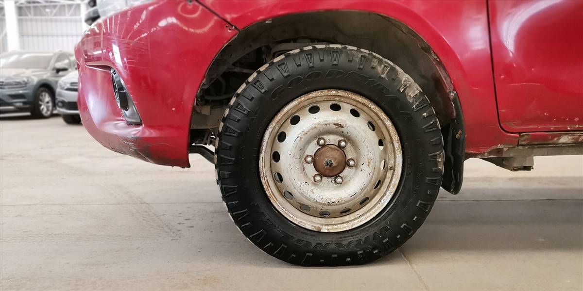 TOYOTA HILUX PICKUP 4P 4X4 2.4 - Imagen 52