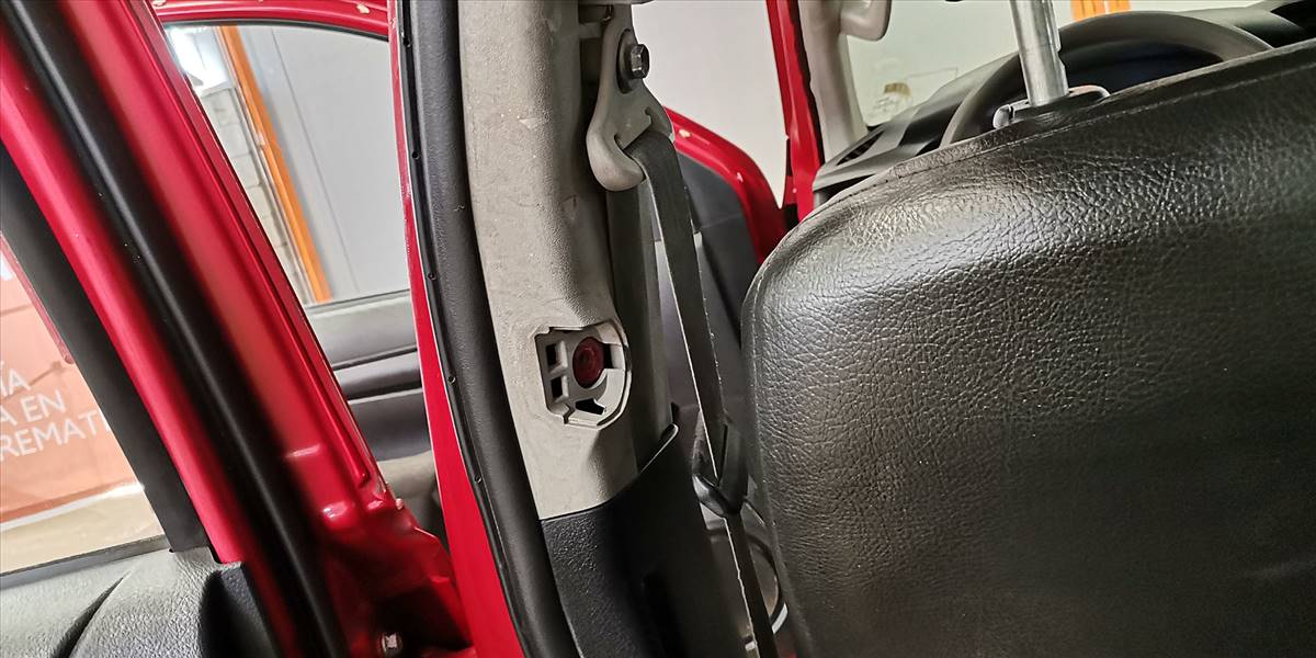 TOYOTA HILUX PICKUP 4P 4X4 2.4 - Imagen 214