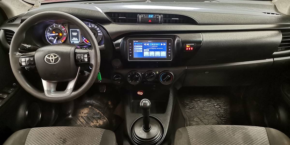 TOYOTA HILUX PICKUP 4P 4X4 2.4 - Imagen 19