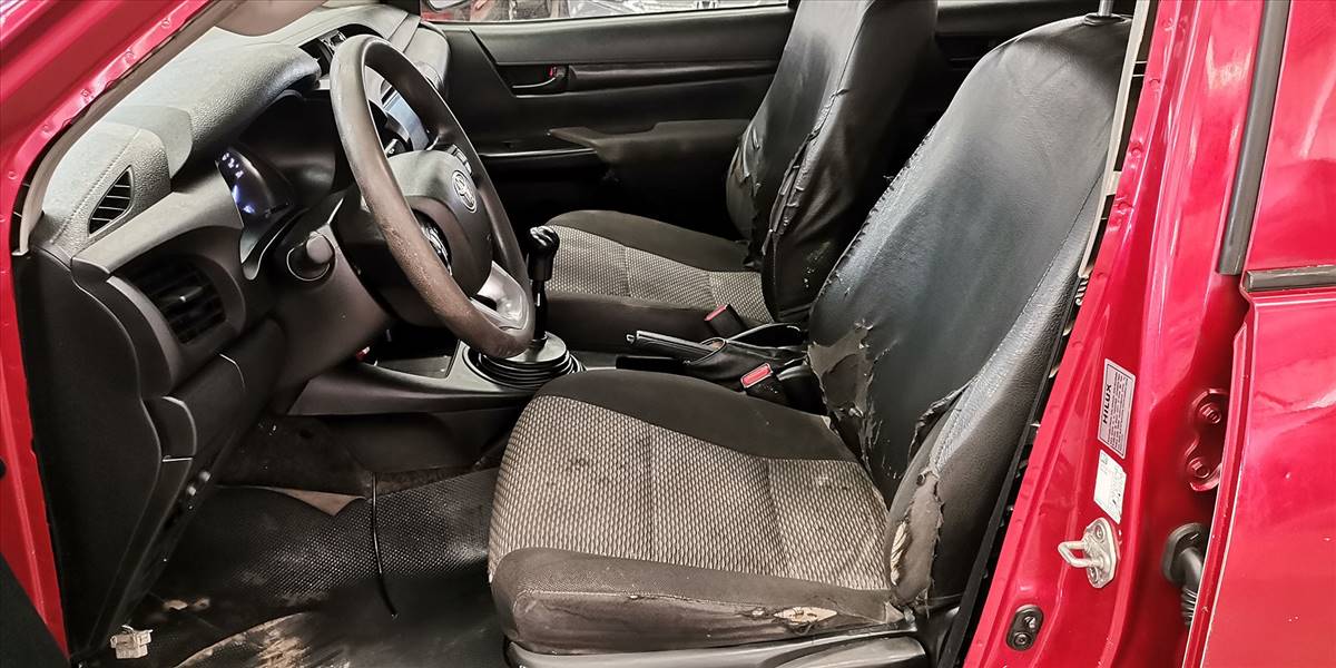 TOYOTA HILUX PICKUP 4P 4X4 2.4 - Imagen 73