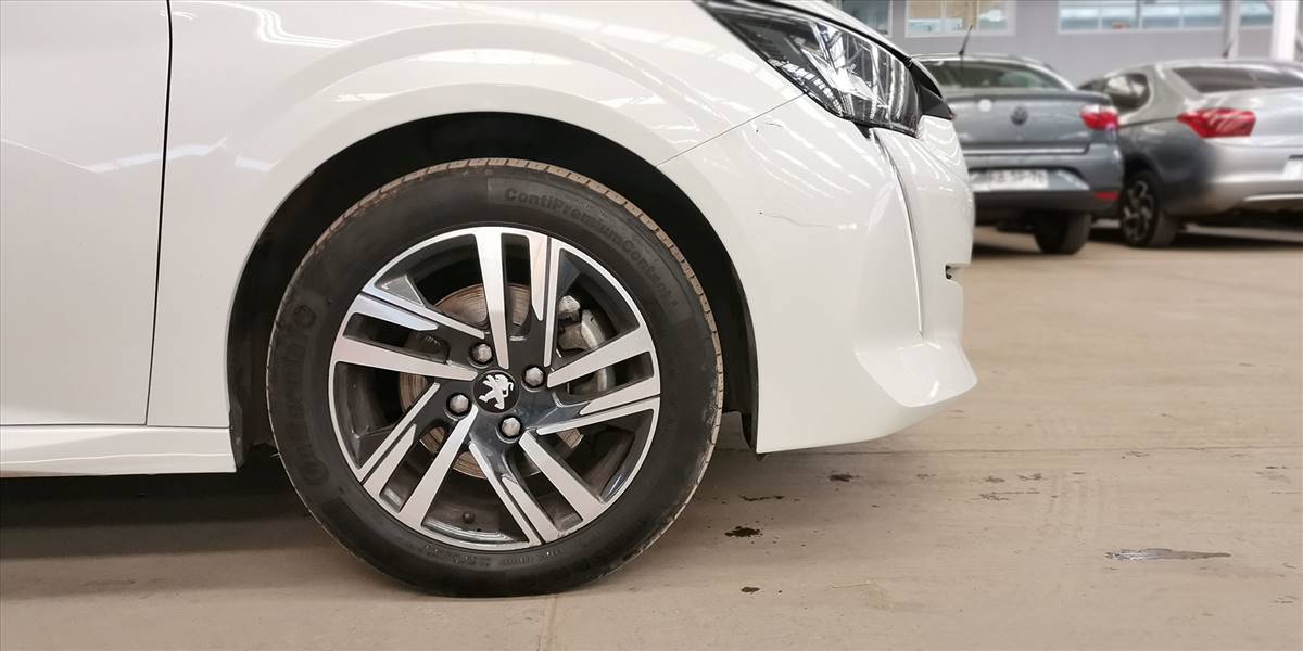 PEUGEOT 208 PURETECH 100 HB 1.2 - Imagen 60