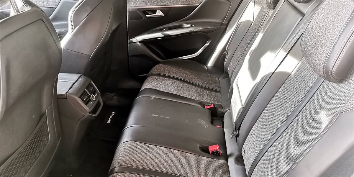 PEUGEOT 3008 ALLURE 1.6 AT - Imagen 77
