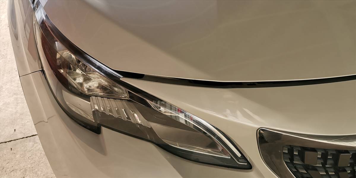 PEUGEOT 3008 ALLURE 1.6 AT - Imagen 98