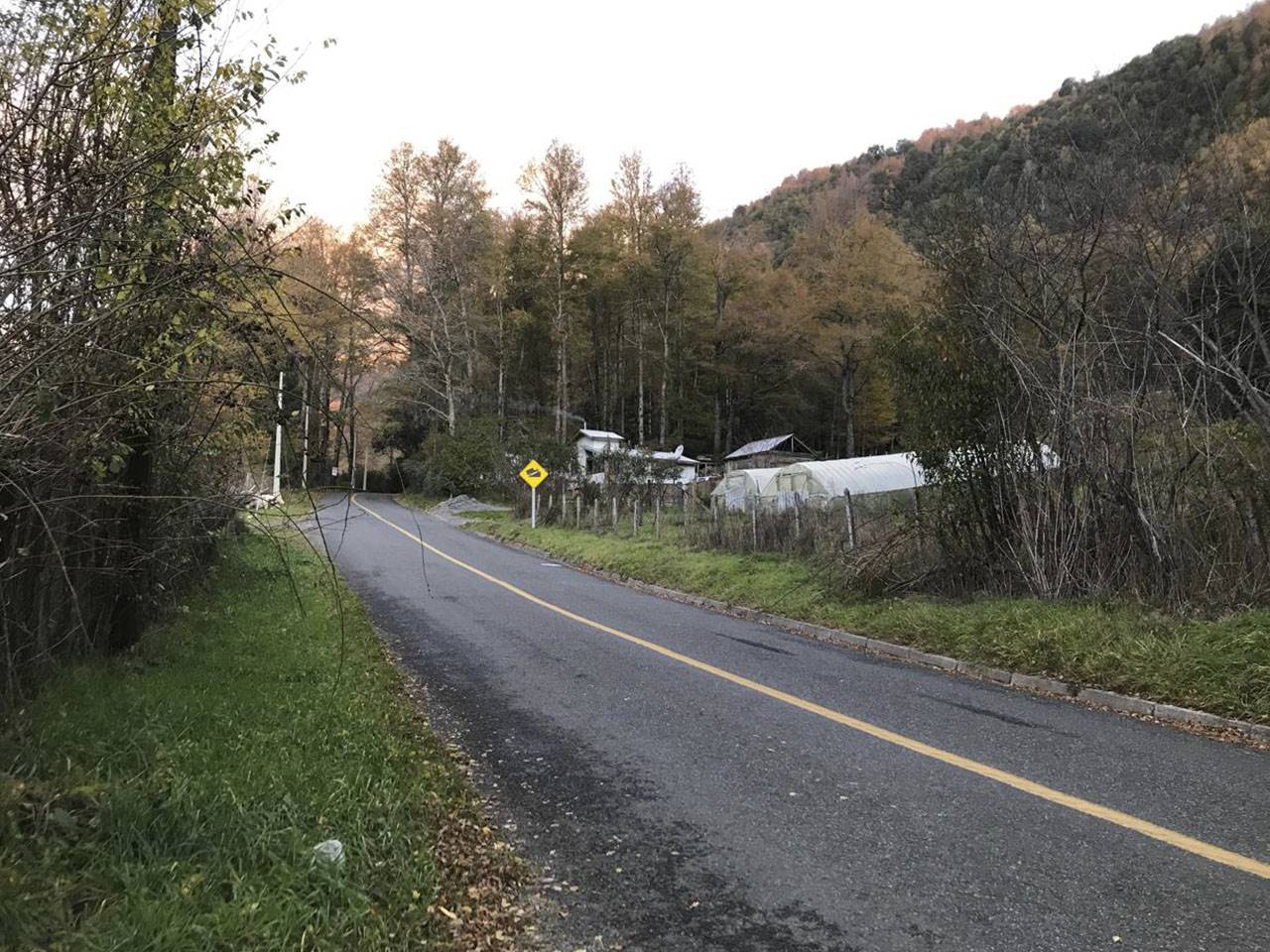 Camino Pucón - Huife Alto,  Lote 3-A3 - Imagen 3
