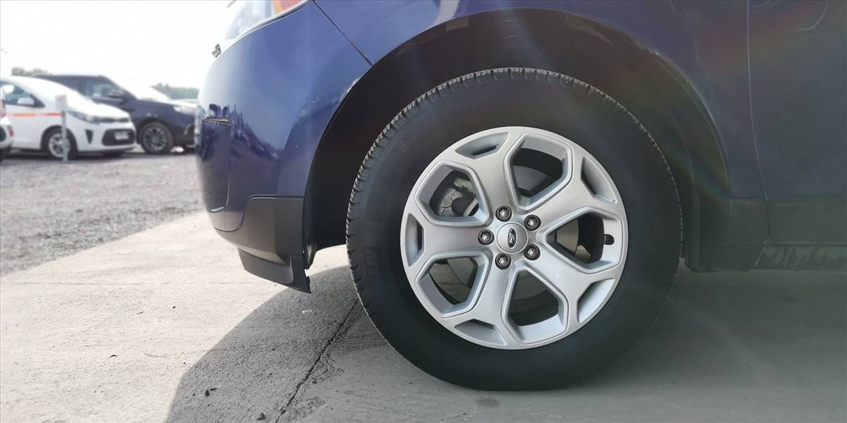 FORD EDGE SEL 4WD 3.5 AUT - Imagen 36