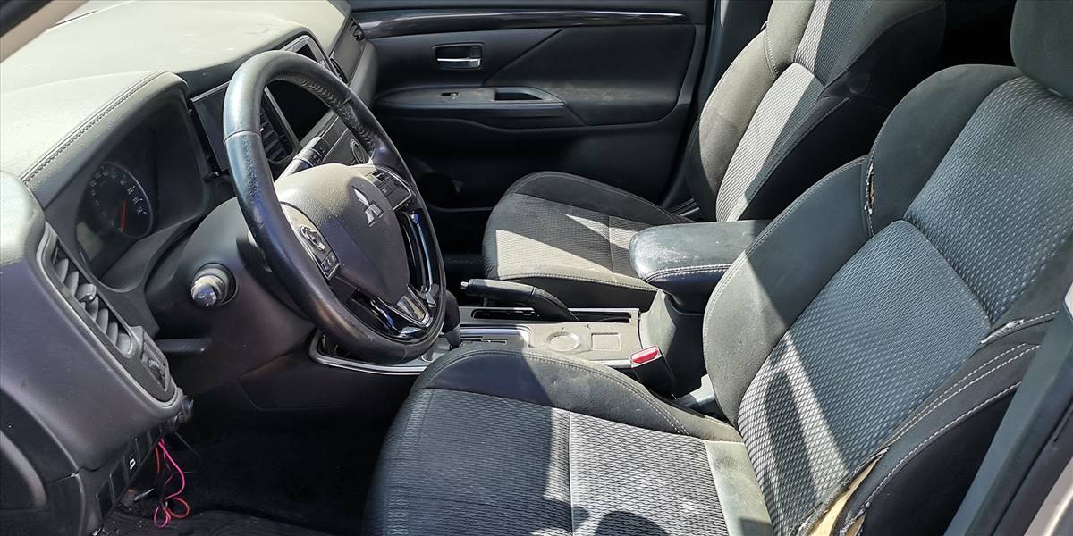 MITSUBISHI OUTLANDER 2.0 AUT - Imagen 39